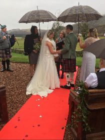 Glenisla wedding