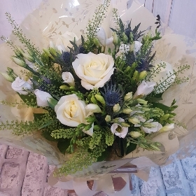Winter Whites bouquet