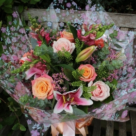 Rose and Lily Handtied