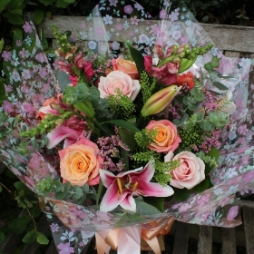Rose and Lily Handtied