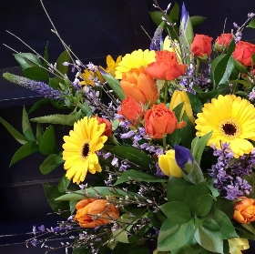 Vibrant Burst Vase