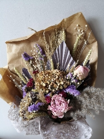 Dried Flower gift  design