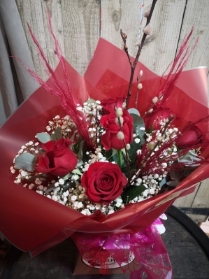 Valentines 6 Red Roses